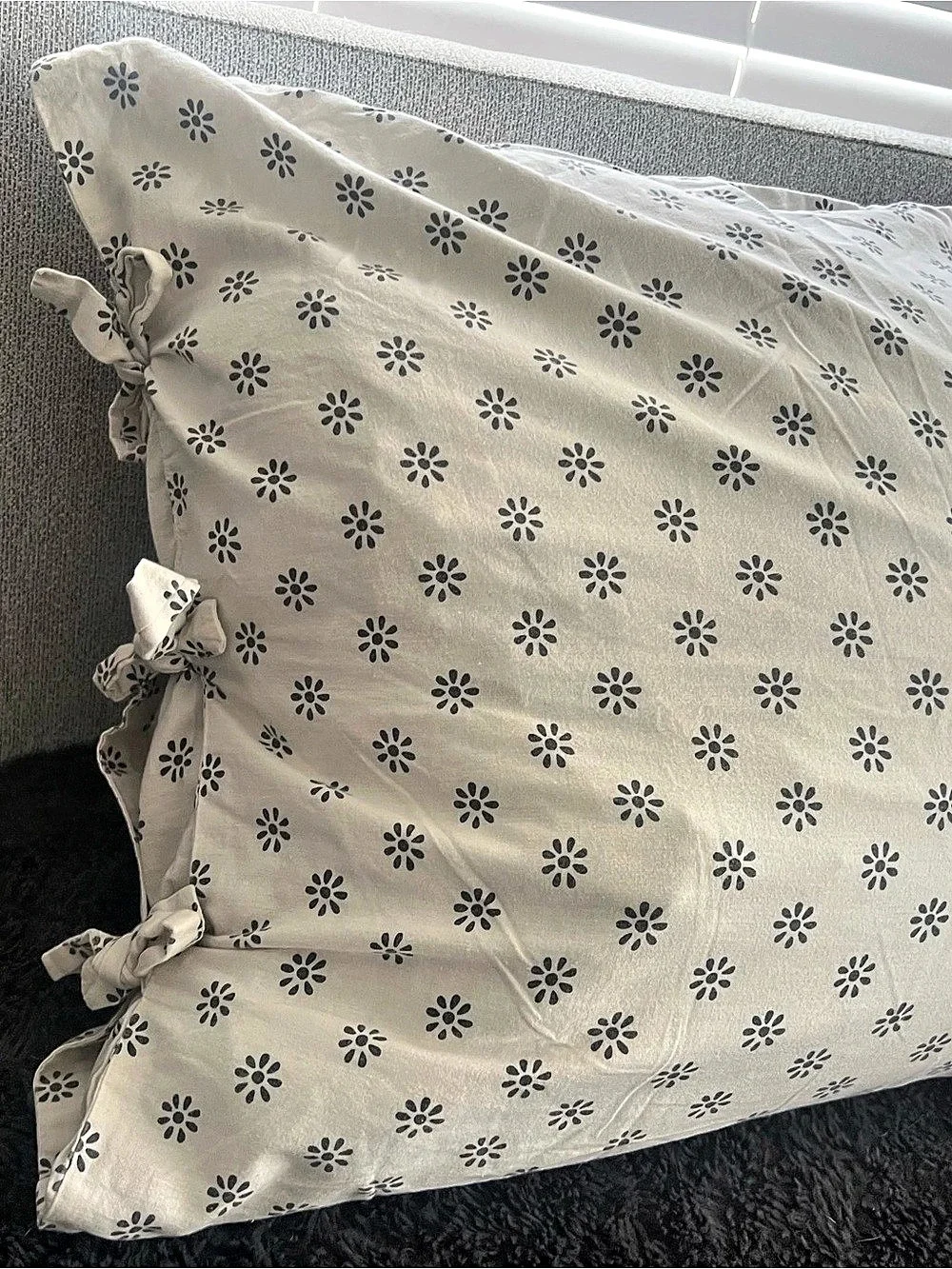 Pottery Barn Emily & Meritt Floral Pillow Cover Sham in Cream & Gray